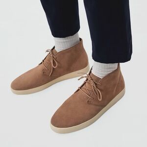 NWOT Everlane Men's Brown Suede Chukka Boots.